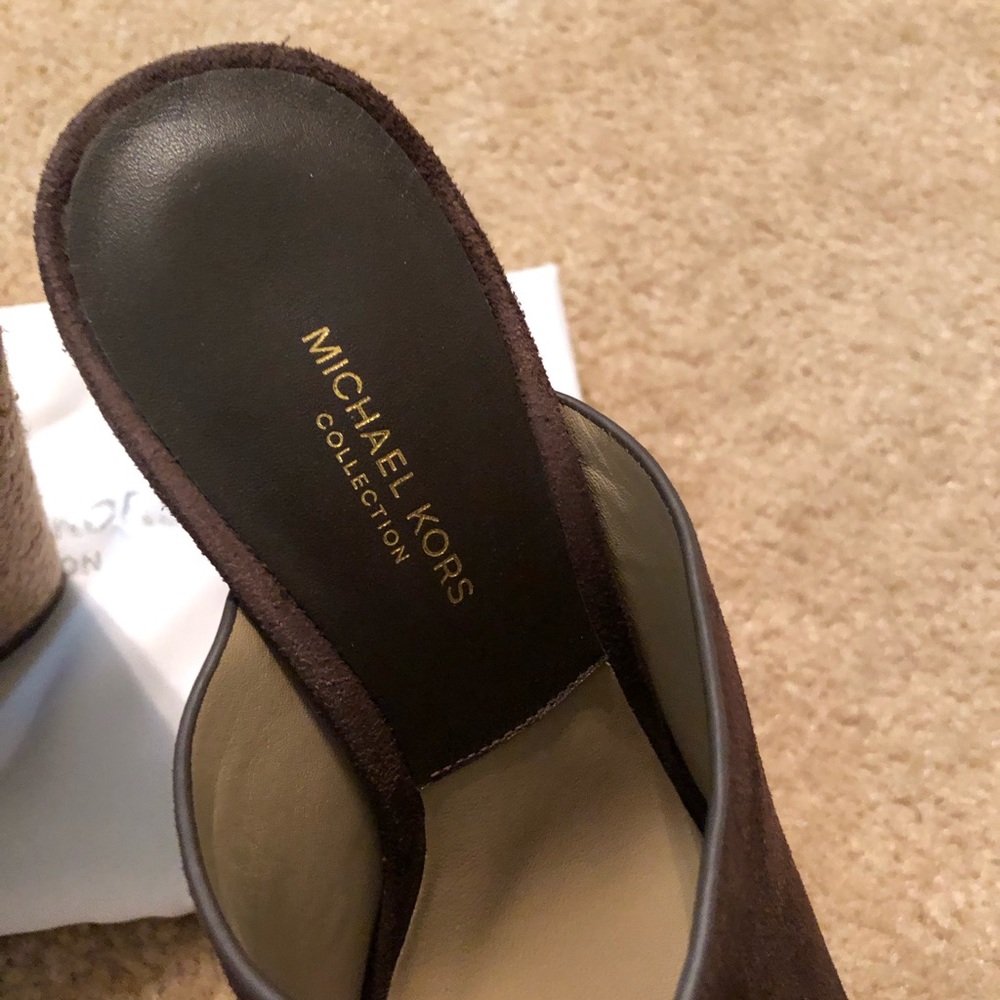 Amazing! Michael Kors Charlize Suede Mule - 6.5 - Picture 4 of 5